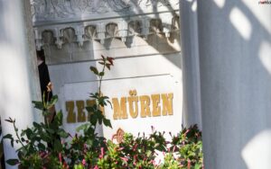 Zeki Müren vefatının 27’ncı yılında mezarı başında anıldı