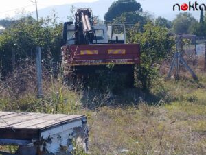 Balıkesir’de seyir halindeyken freni boşalan vinçten atlayan 2 kişiden biri öldü, diğeri yaralandı