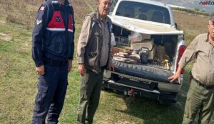 Bursa’da ağ, kafes ve ses sistemiyle saka kuşu avlayan kişiye para cezası kesildi