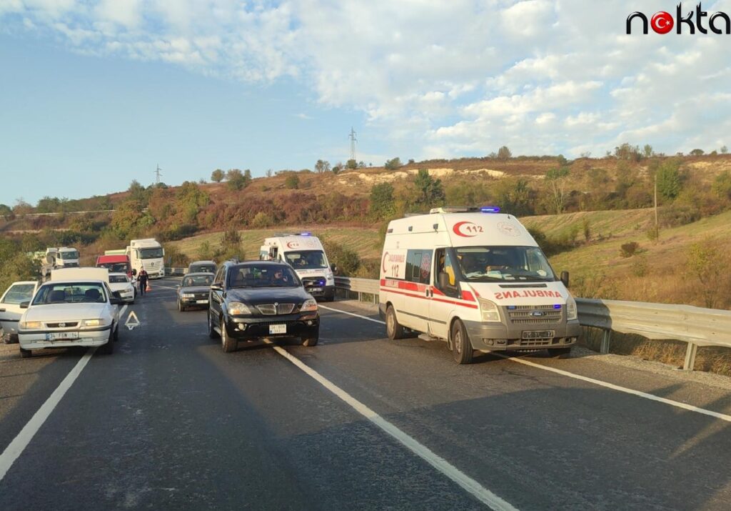 Bursa’da bariyerlere çarpan motosikletteki 2 kişi ağır yaralandı