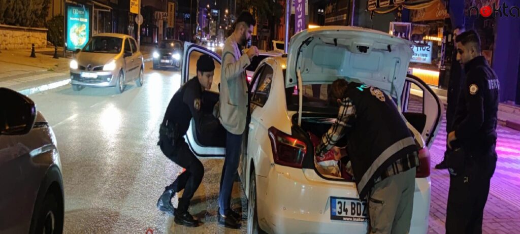 Bursa’da polis ekipleri asayiş uygulaması yaptı
