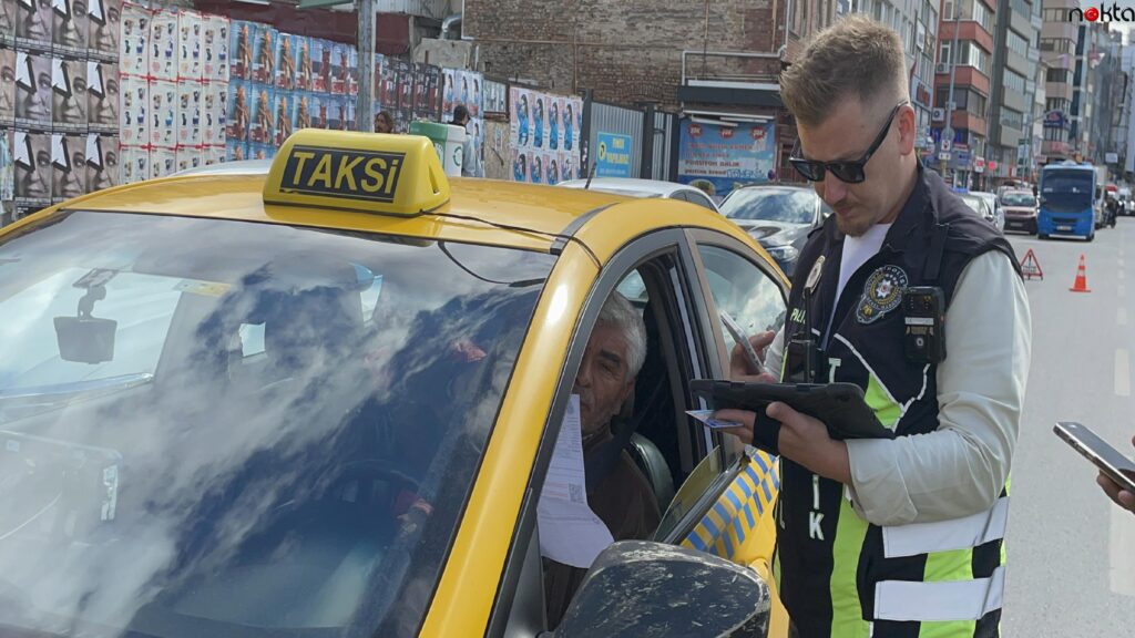 Kadıköy’de taksicilere yönelik denetim yapıldı