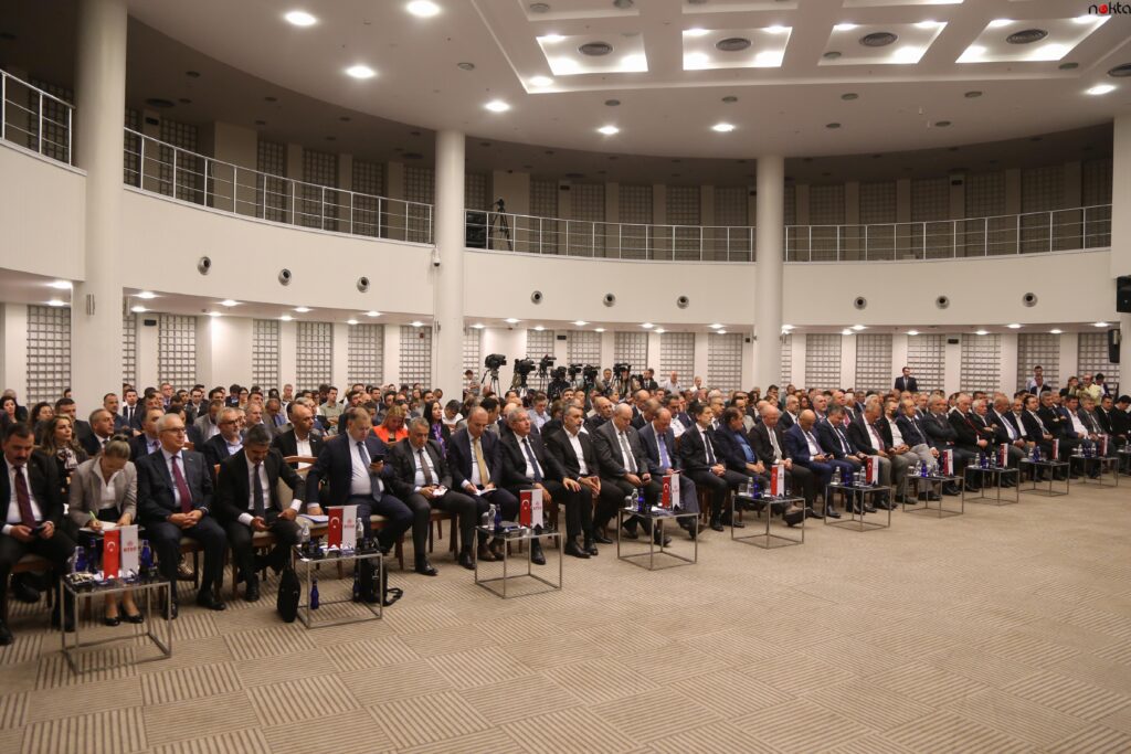 Ticaret Bakanı Ömer Bolat “Bursa İş Dünyası Toplantısı”nda konuştu: