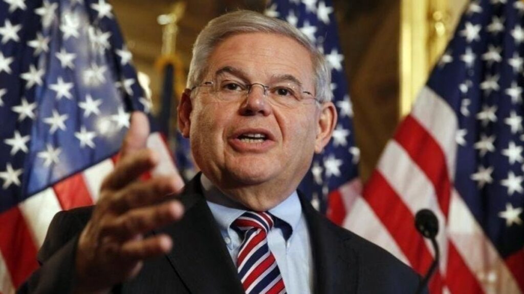 Türkiye düşmanı Menendez’e bir suçlama daha