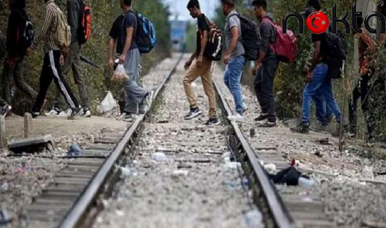 Yasa dışı göçmenlere sınır dışı kararı