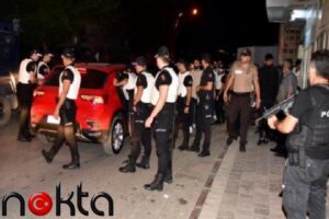 Bursa’da 900 polisin katıldığı operasyonda aranan 121 kişi yakalandı