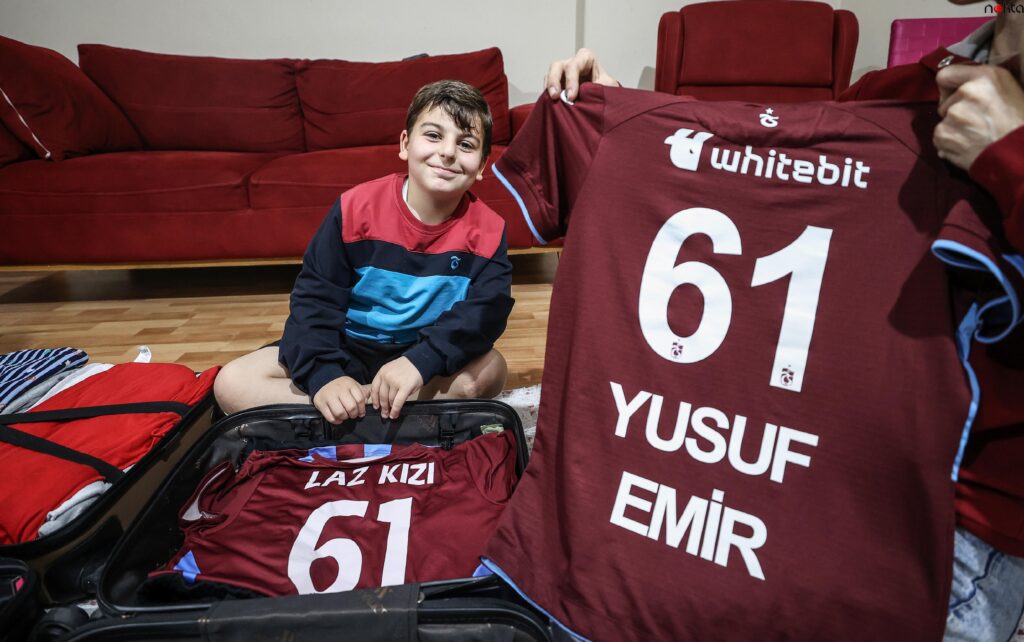 Bursa’da biber gazlı saldırıya uğrayan Trabzonsporlu çocuk, takımının maçını tribünden izleyecek