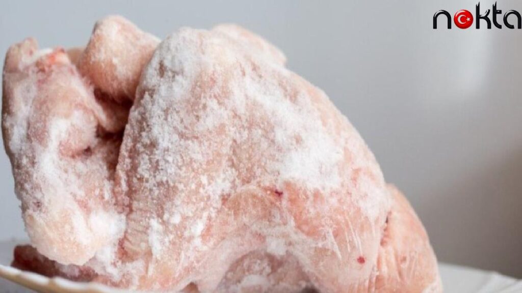 Tavuğun içinden çıkanlar şoke etti, soluğu hastanede aldılar