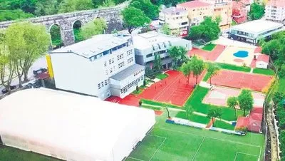 Açı Lisesi’nde bir veli okulu basıp müdüre saldırmış