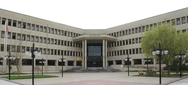 Sosyetik kolejde akran zorbalarına en hafif ceza! Velilerden okul yönetimine sert tepki!