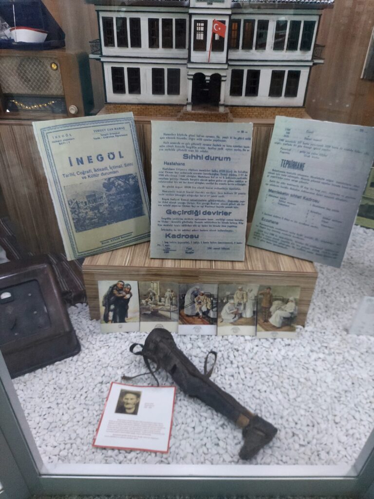 110 yıllık emanet İnegöl Devlet Hastanesi’nde sergileniyor