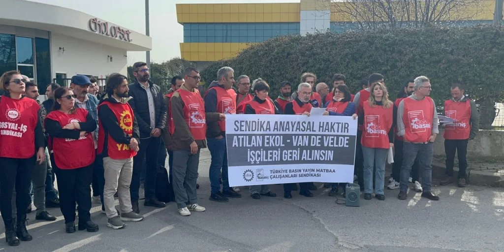 Dev Şirkette İşçiler Eylemde! ‘Fabrikadan İçeri Girene Kadar Mücadelemiz Devam Edecek’