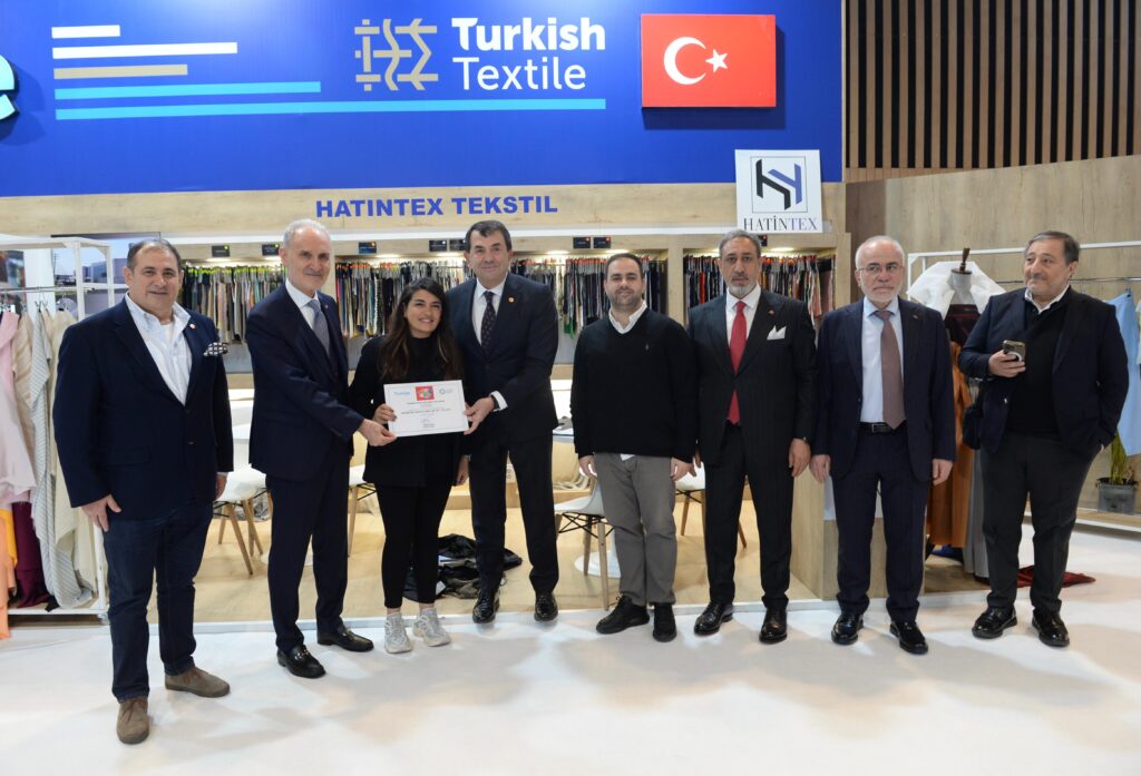 Bursalı Tekstilciler Paris Seferinden Umutlu Döndü