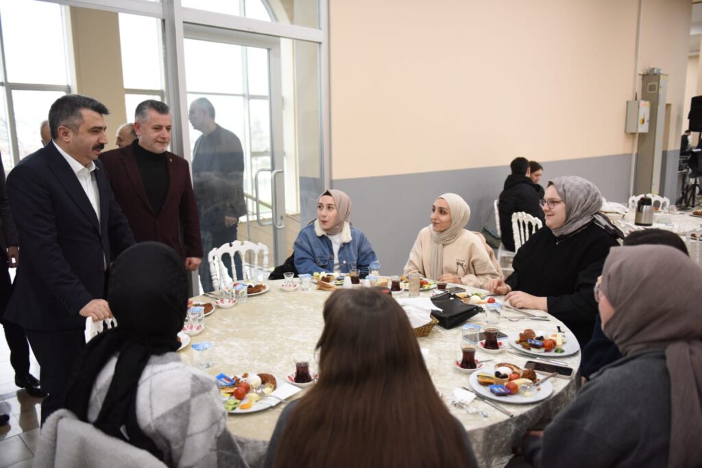 Başkan Yılmaz Kahramanlarla Buluştu