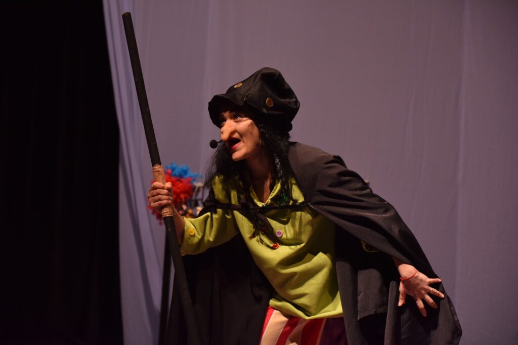 YILDIRIM’DA PERDE ÇOCUKLAR İÇİN AÇILDI