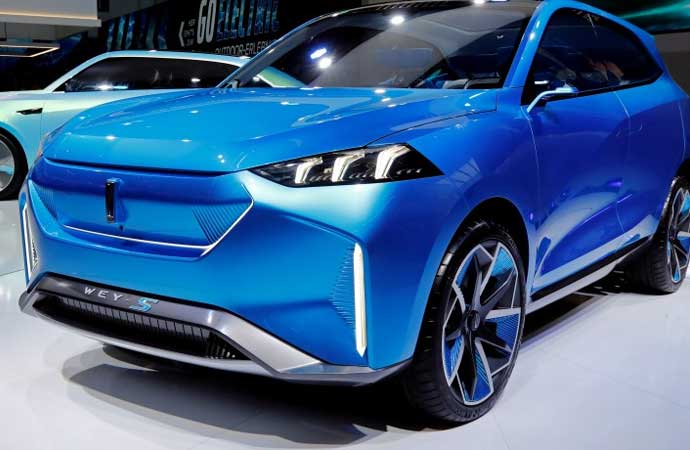 Otomobil devi Türkiye’ye yatırım kararını askıya aldı!