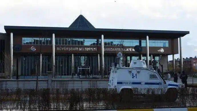 Van kayyımından ‘giderayak’ 561 milyon TL’lik satış ihalesi