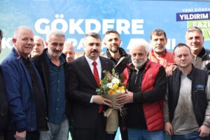 GÖKDERE ÇARŞISI YENİ YÜZÜYLE HİZMETE GİRDİ