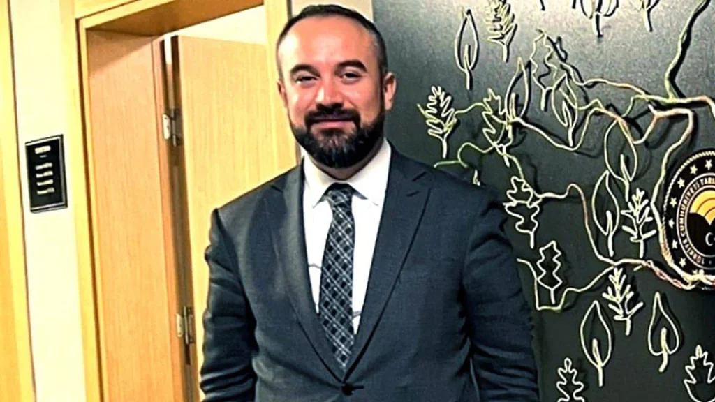 AKP’li belediye başkanı ‘fuhuş’ suçundan tutuklandı