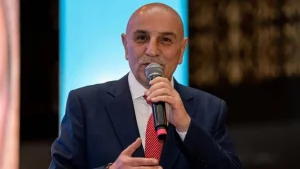 Gazeteci Demirağ Turgut Altınok’un diplomasının sahte olduğunu iddia etti