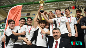 Okul sporları ilçe şenliklerinde görkemli final
