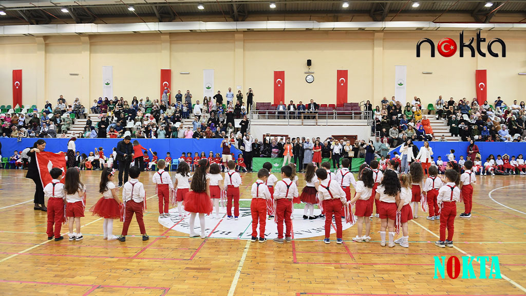 23 Nisan Çocuk Şenliği minik öğrencilerin gösterileriyle son buldu