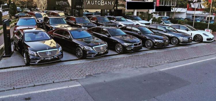 Sosyete galericisine 60 kurşun