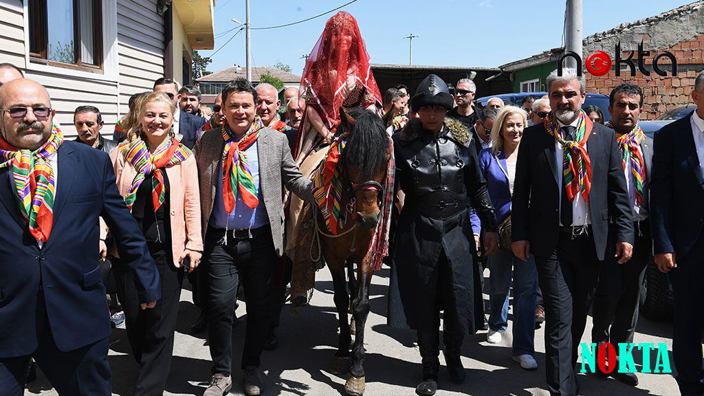 Bursa Osmangazi’de köy düğünü geleneği yaşatıldı