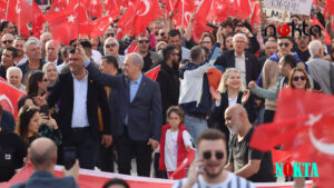 Şükrü Erdem Mhp'ye Mustafakemalpaşa'da fark attı