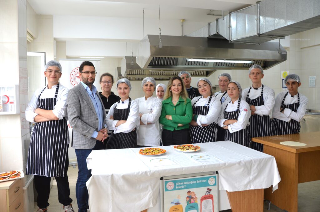 Öğrenciler Glütensiz Pizza Hazırladı