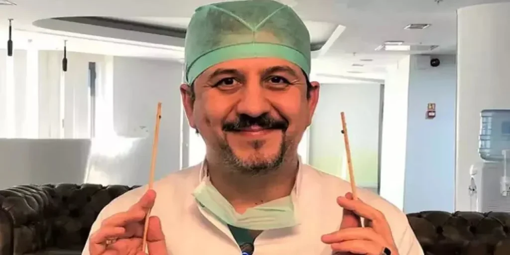 4 Hastanın Ölümüne Neden Olan Prof. Dr. Alper Çelik  Meslekten Men Edildi