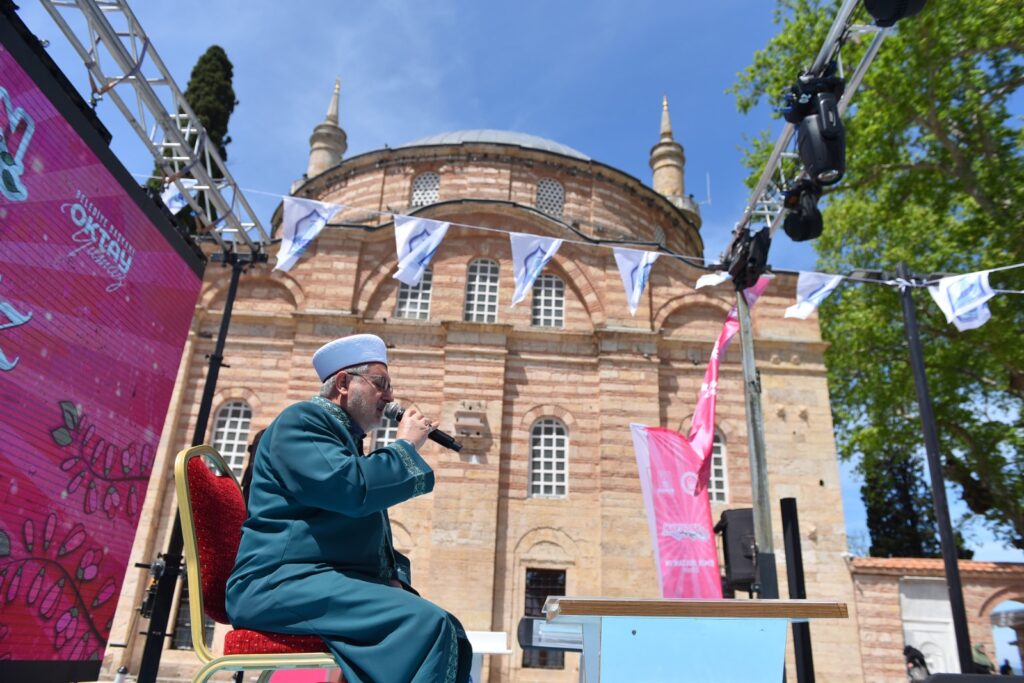 Erguvanlar çiçek açtı Bursa’yı Erguvan Bayramı Heyecanı Sardı