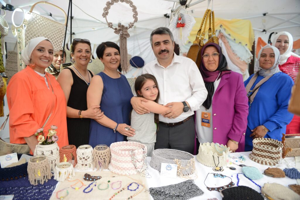 Güçlü Kadın Güçlü Aile Güçlü Yıldırım