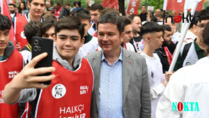 Başkan Aydın 1 Mayıs’ı emekçilere birlikte kutladı