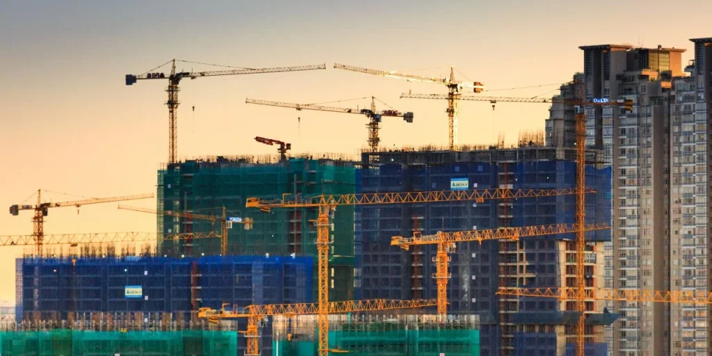 Ünlü İnşaat Firması İflasın Eşiğinde! Sahibi Futbol Kulübünün Yönetim Kurulu Üyesi