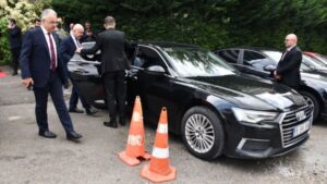 SGK Başkanı’nın mekik aracı da tasarrufa takıldı