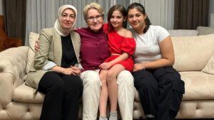 Ayşe Ateş’ten Akşener’e ziyaret