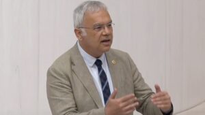 CHP’li Pala sordu: Kim bu yabancı hastalar?