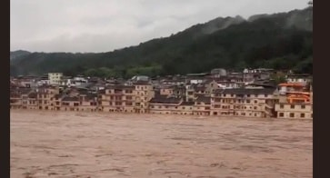 Çin’de heyelan felaketi: 9 ölü