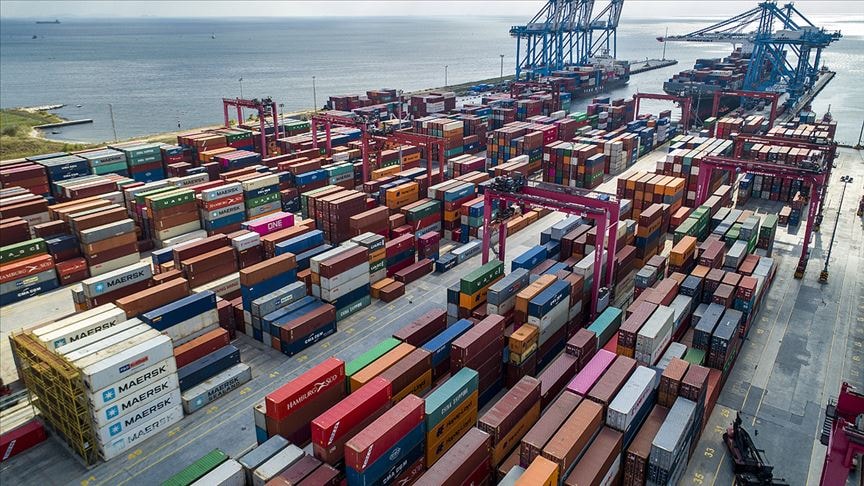 Dış ticarette mayısta 6,5 milyar dolarlık açık