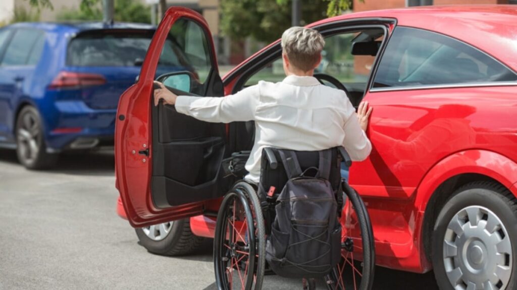 Engelliye bayramı zehir ettiler