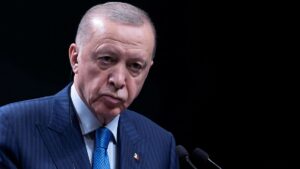 Erdoğan, BAE ve Suudi Arabistan liderleriyle görüştü