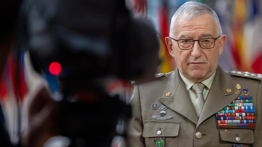 Eski İtalya Genelkurmay Başkanı evinde ölü bulundu