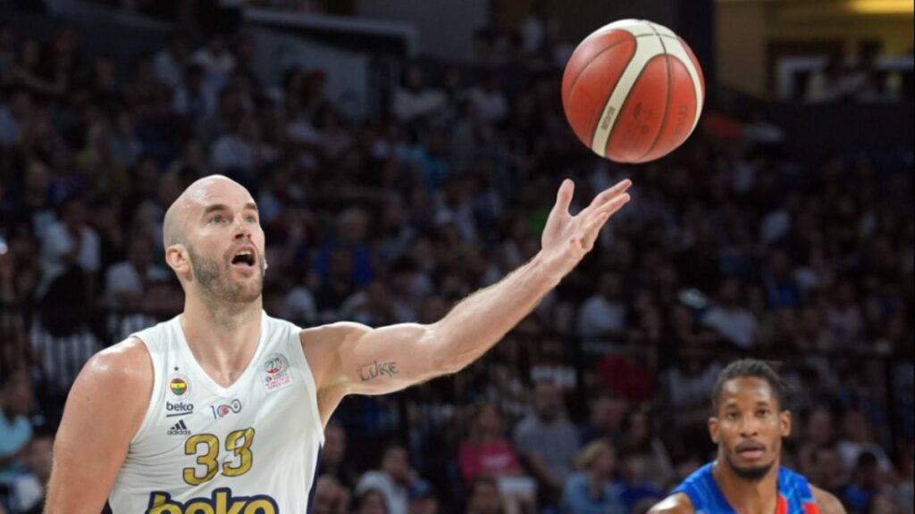 Fenerbahçe Beko, Calathes ve Sestina’ya veda etti