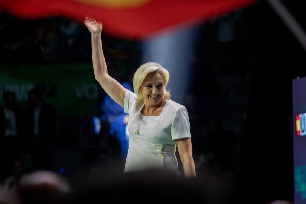 Fransız seçmen ekonomi konusunda en çok aşırı sağa güveniyor