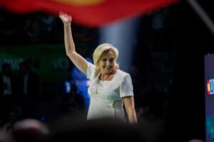 Fransız seçmen ekonomi konusunda en çok aşırı sağa güveniyor