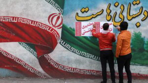 İran’da seçime günler kala dikkat çeken anket