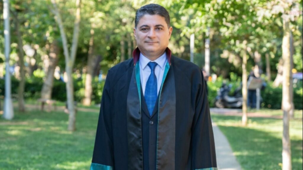 İstanbul Barosu Başkanlığı için ön seçimler başladı