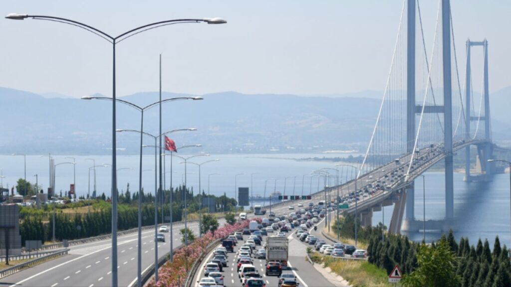 Köprülere temmuz ayarı