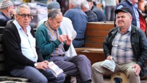 Oransal zam, maaş uçurumunu büyütecek